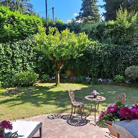 Casa Vacanze Viaggi Dipinti Монтеренцио Экстерьер фото