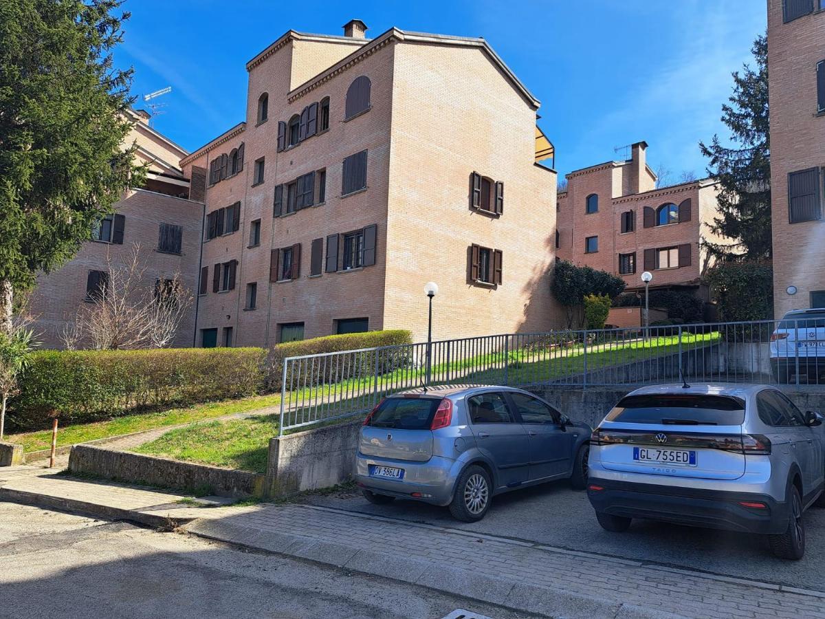 Casa Vacanze Viaggi Dipinti Монтеренцио Экстерьер фото