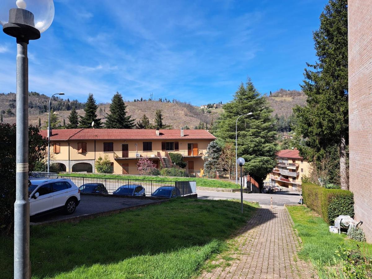 Casa Vacanze Viaggi Dipinti Монтеренцио Экстерьер фото