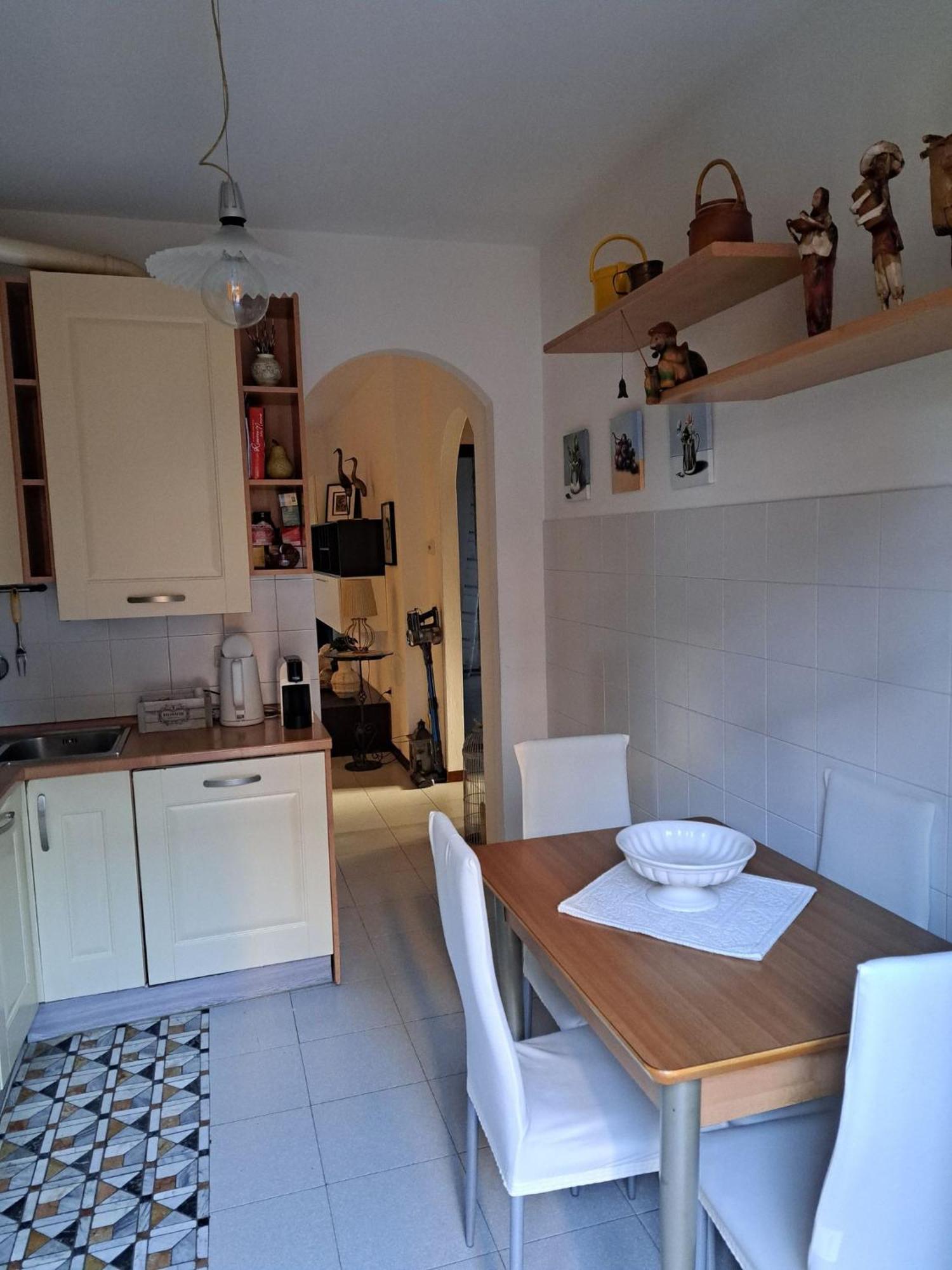 Casa Vacanze Viaggi Dipinti Монтеренцио Экстерьер фото
